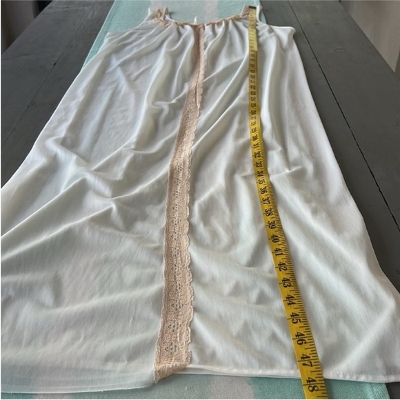 Vintage Lace Embroidered Nightgown & Robe Set White Nylon Made USA Large - Picture 12 of 14